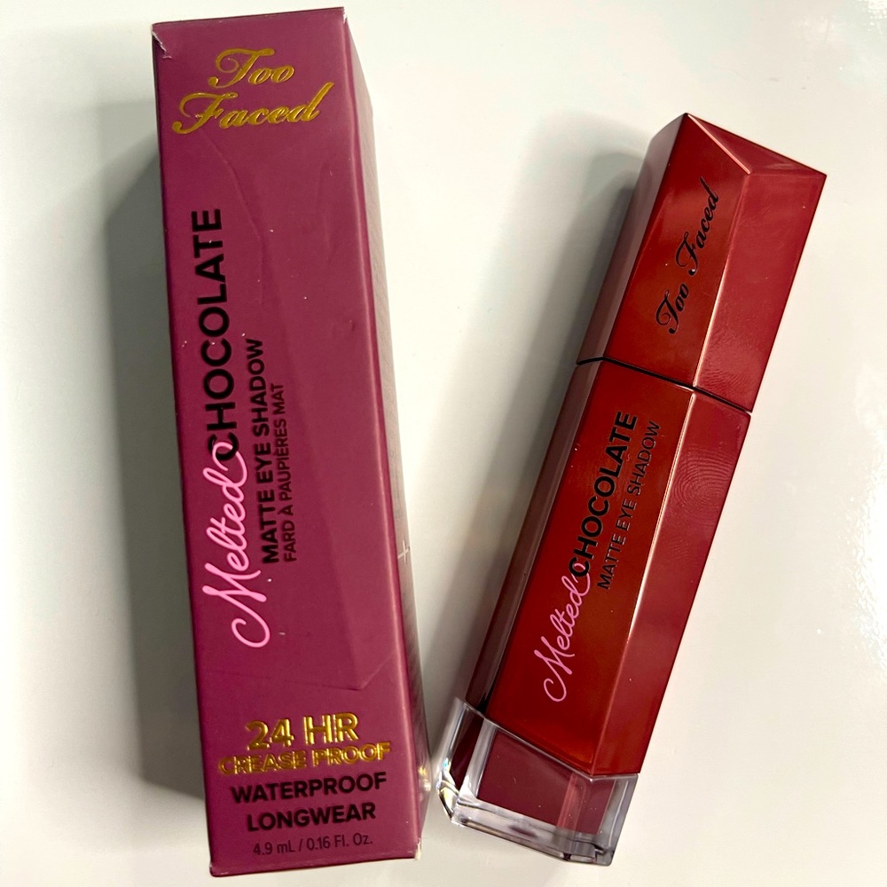 Two-Faced Melted Chocolate Matte Eye
